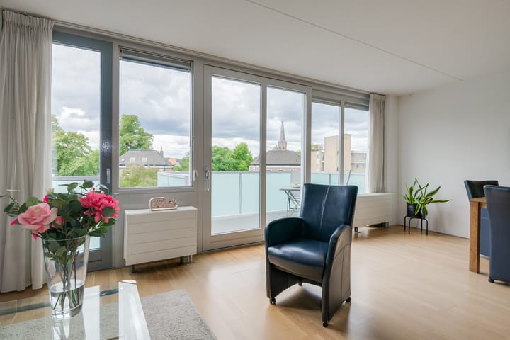 Foto 8 van Dr Huber Noodtstraat 18-18