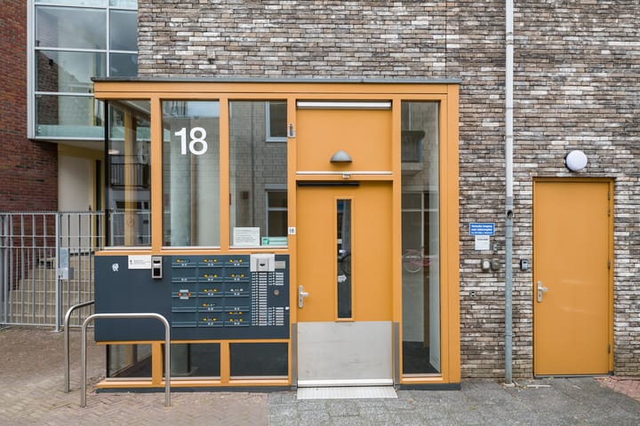 Foto 48 van Dr Huber Noodtstraat 18-18