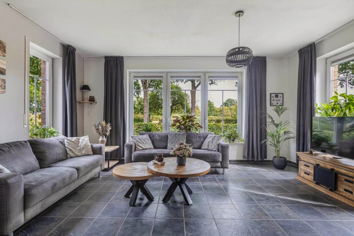 Foto 6 van Löhnislaan 6