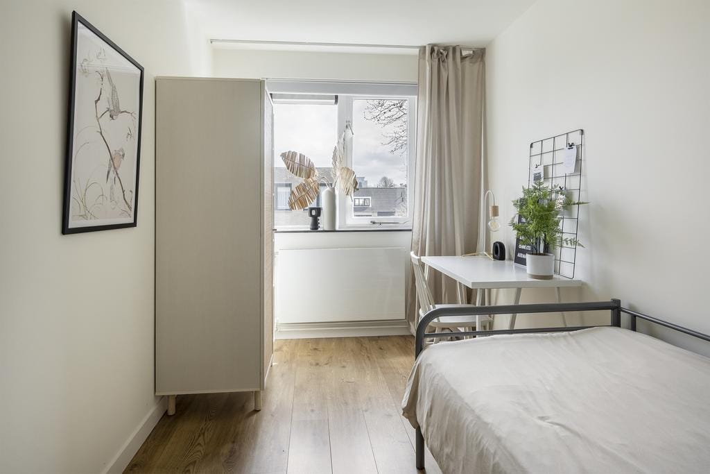 Photo 38 of Prins Clausstraat 25