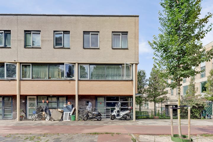 Photo 1 of Aagje Dekenlaan 47