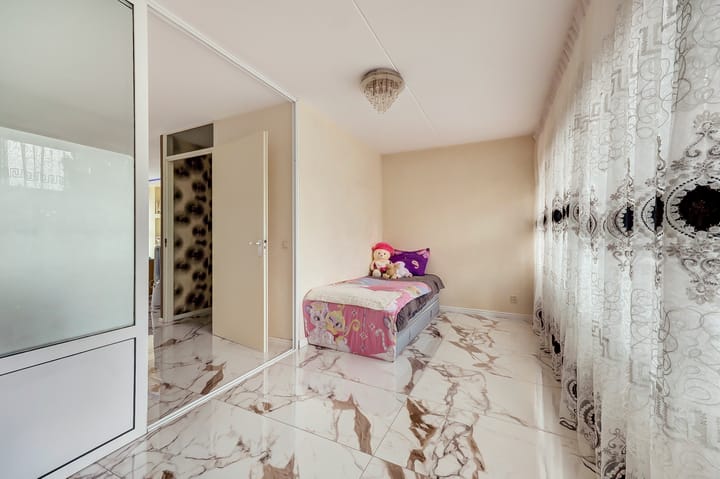 Photo 14 of Aagje Dekenlaan 47