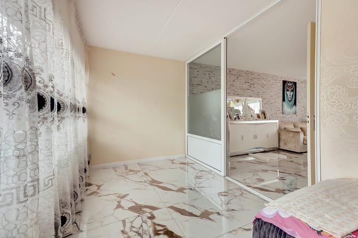 Photo 15 of Aagje Dekenlaan 47