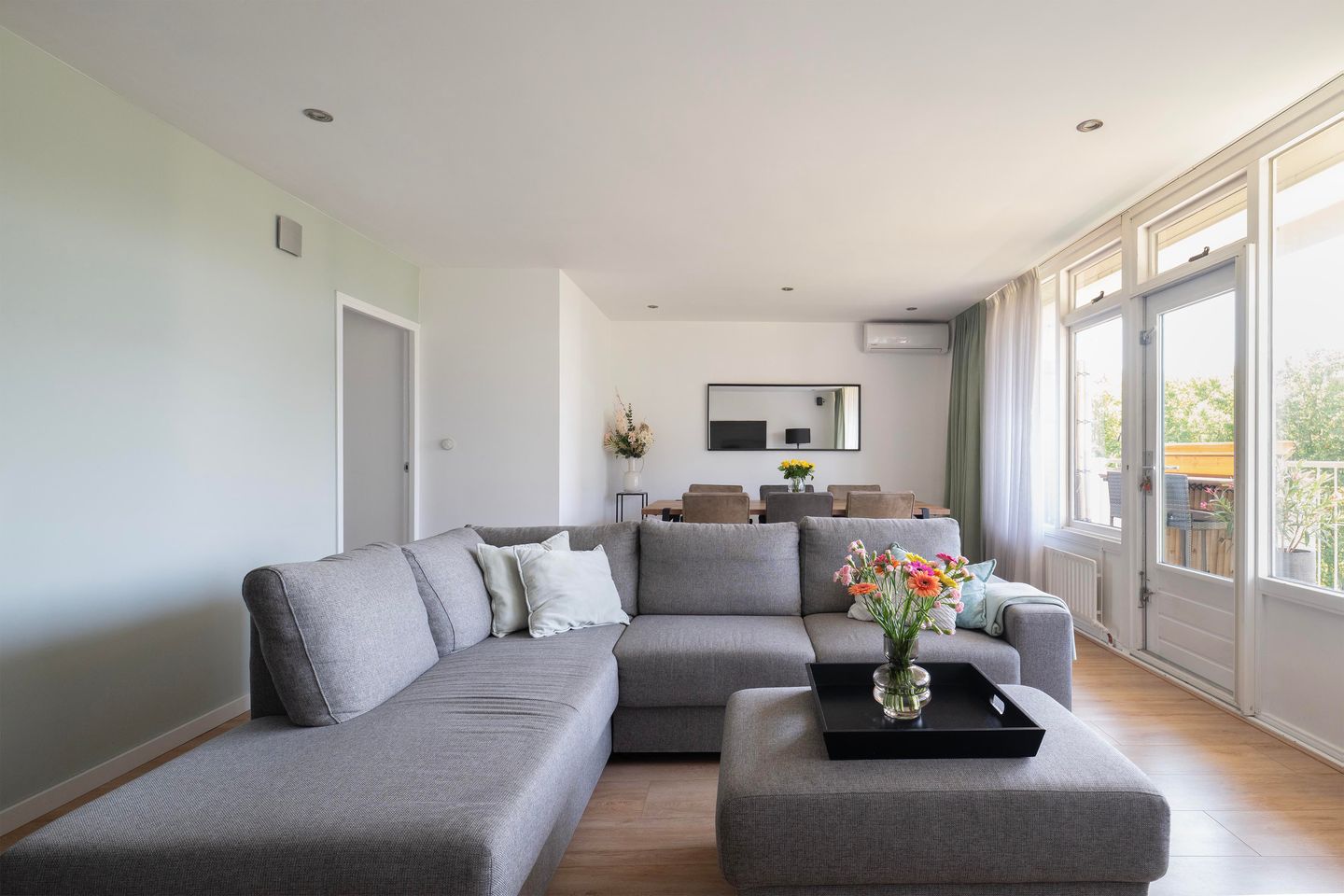 Foto 19 van Louis Couperusplaats 131