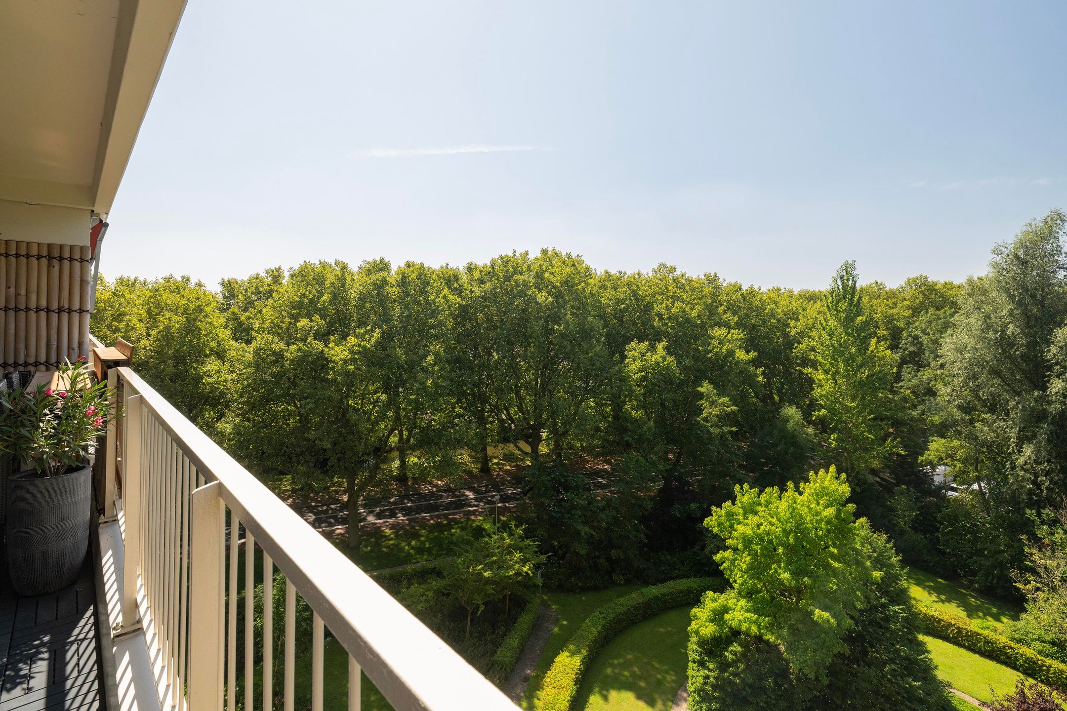 Foto 24 van Louis Couperusplaats 131