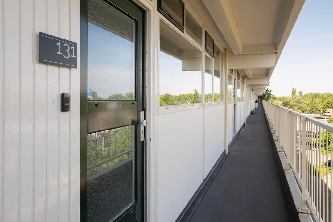 Foto 32 van Louis Couperusplaats 131