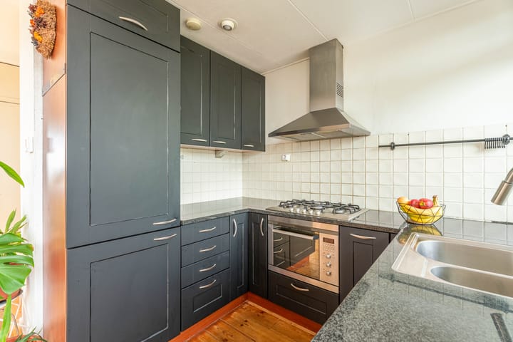 Foto 9 van Frederik Hendriklaan 20