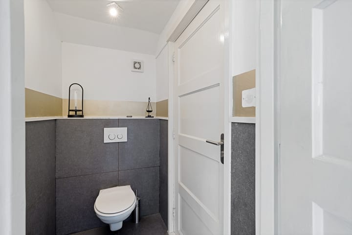 Photo 24 of Hareweg 4