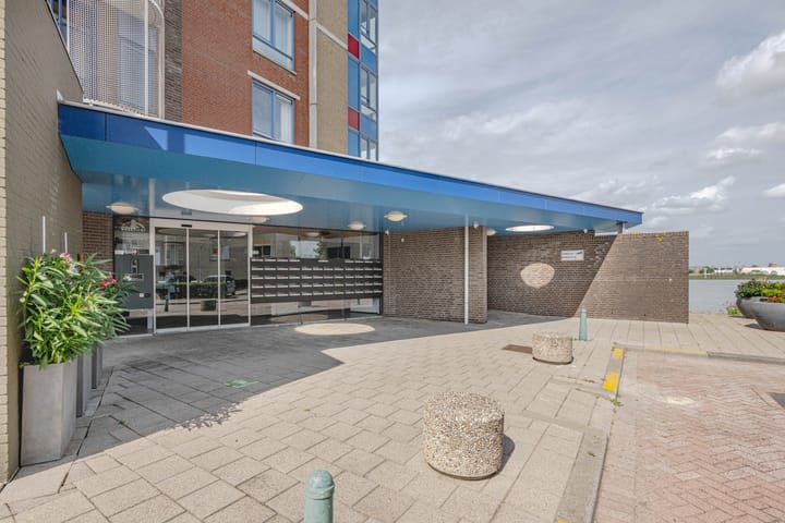 Foto 28 van Regenboogkade 115