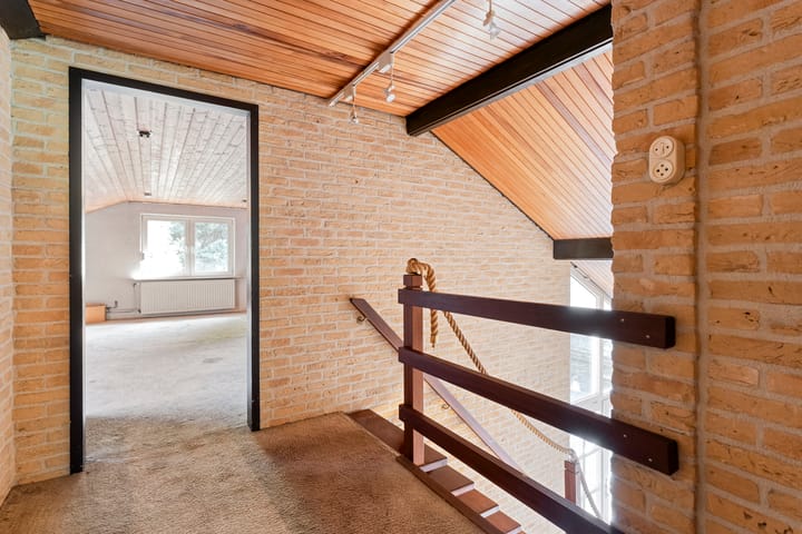 Foto 21 van Sluiskade NZ 42