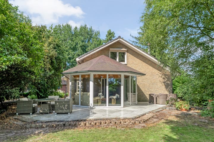 Foto 25 van Sluiskade NZ 42