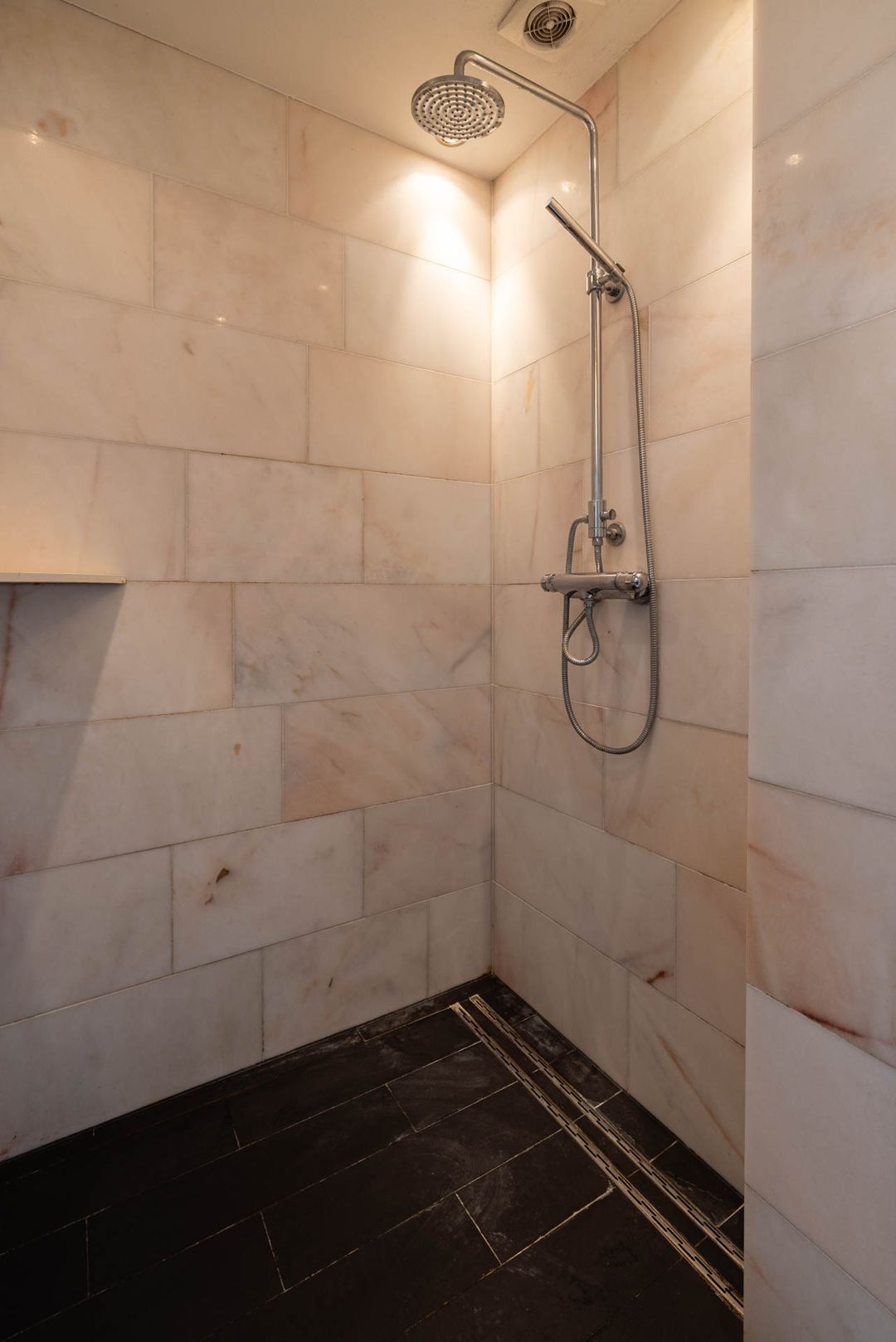 Foto 17 van Burgemeester Meineszlaan 56-A01