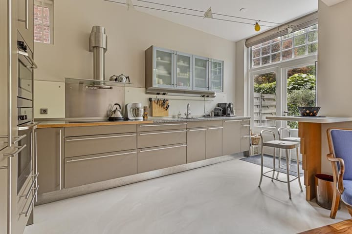 Foto 12 van Rijnsburgerweg 118