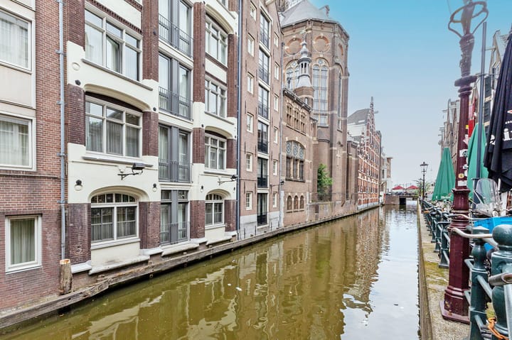 Foto 19 van Oudezijds Kolk 13-O