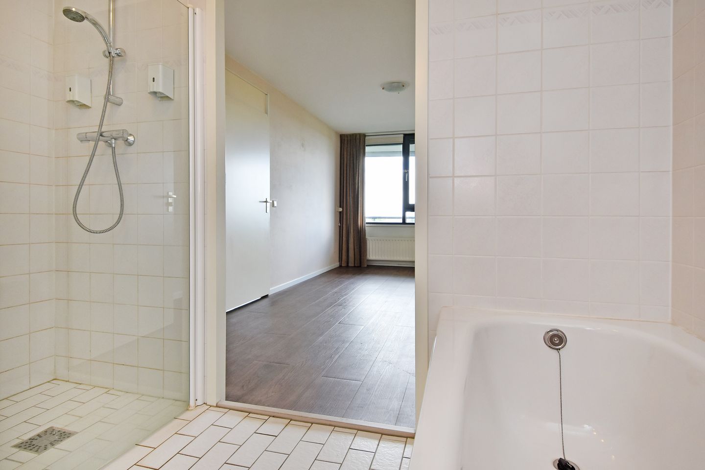 Foto 29 van Drogerij 151