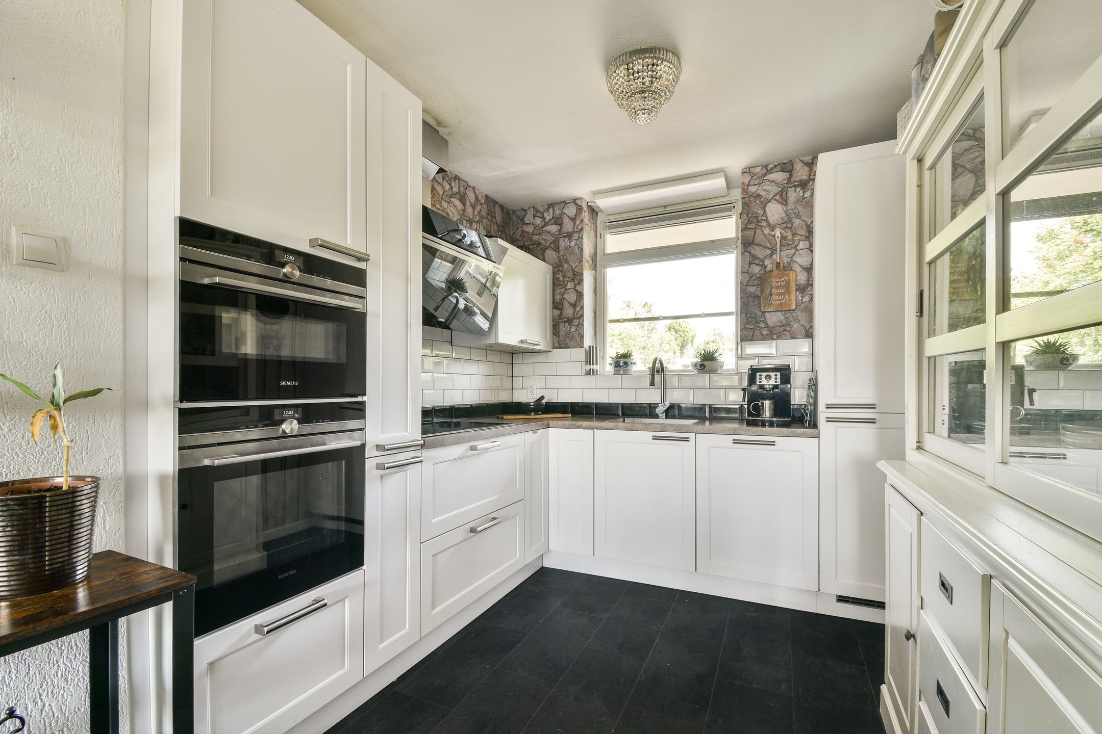 Foto 12 van Generaal S.H. Spoorstraat 483