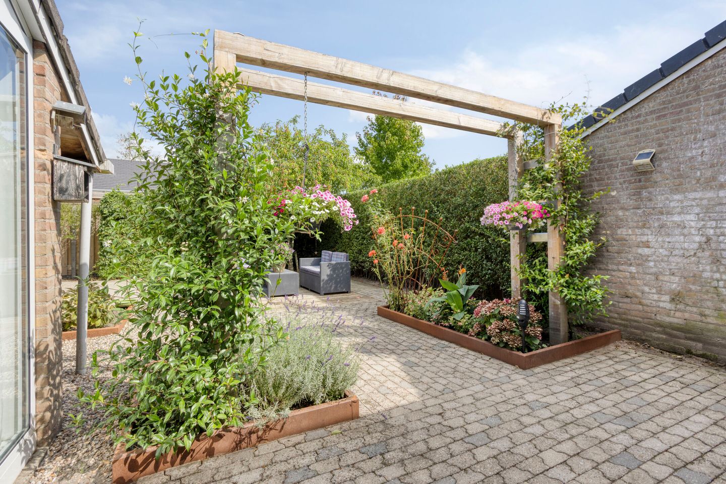 Foto 29 van Burgemeester van Lyndenpark 73