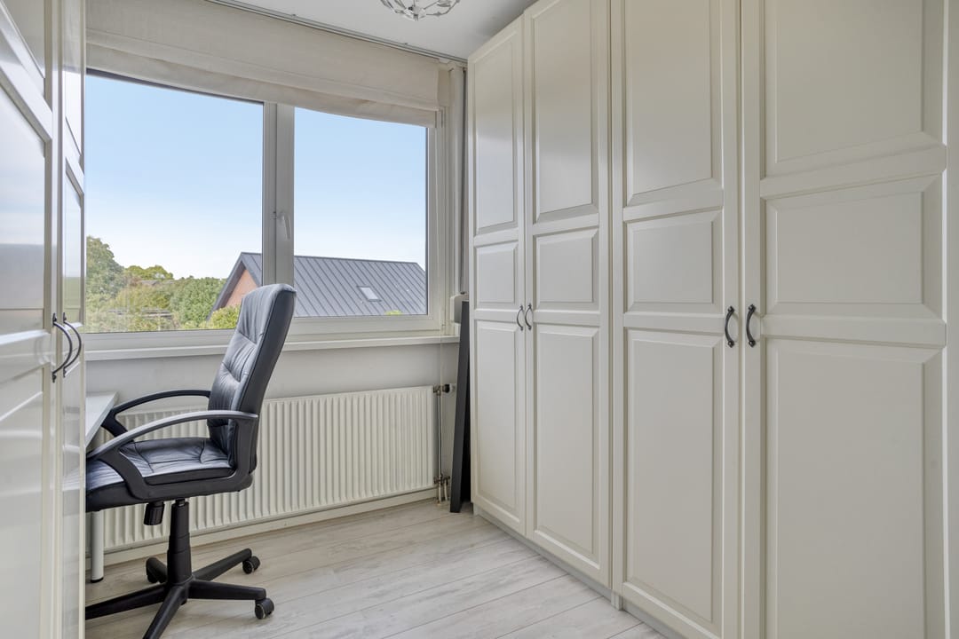 Photo 28 of Hoofdstraat 25