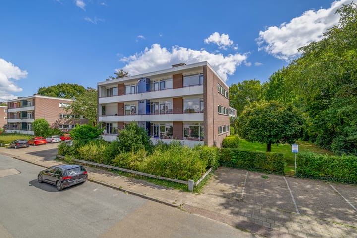 Foto 4 van Van der Waalsstraat 18-I