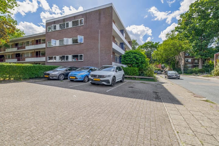 Foto 5 van Van der Waalsstraat 18-I