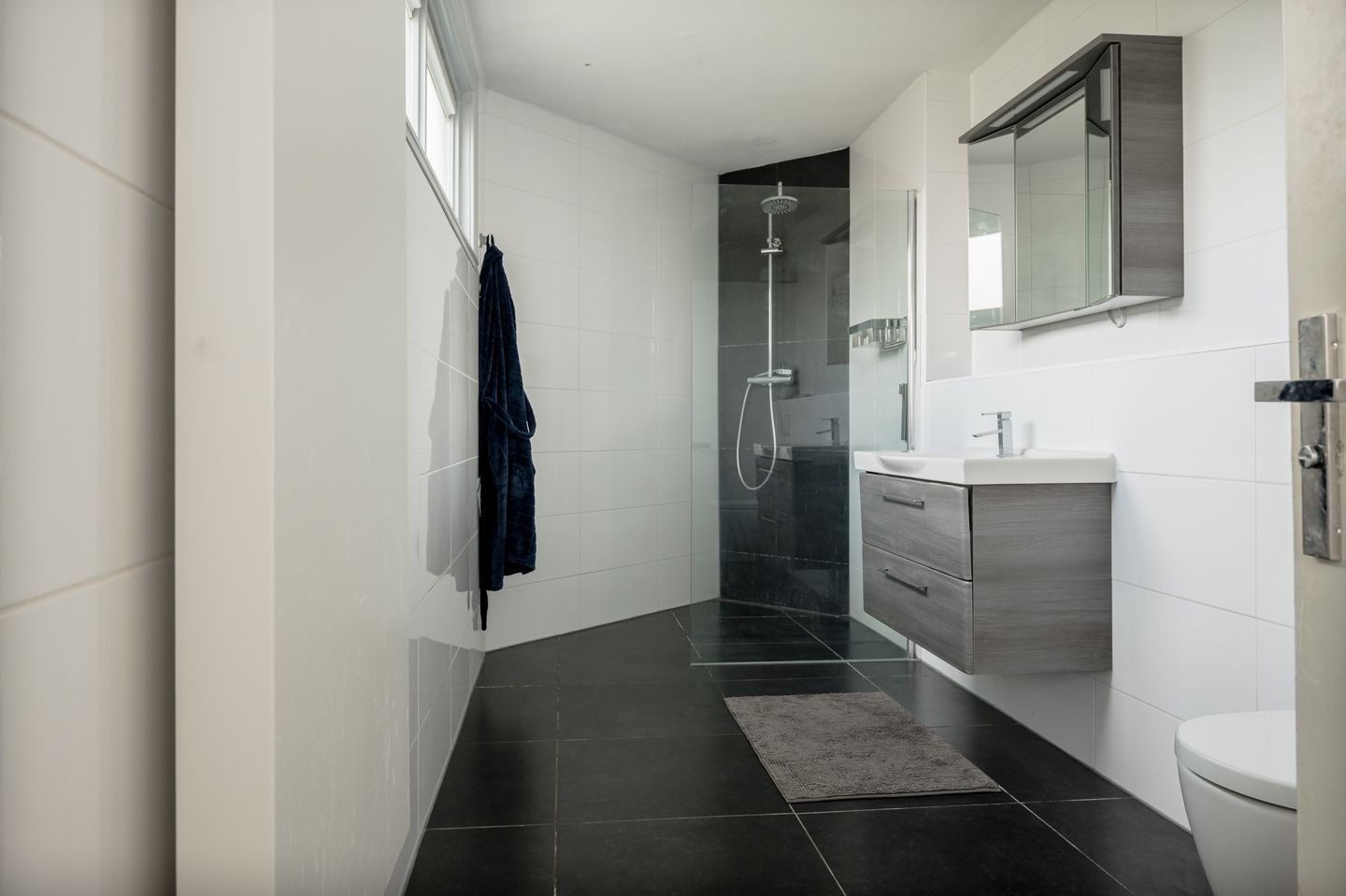 Photo 44 of Emmastraat 31-4