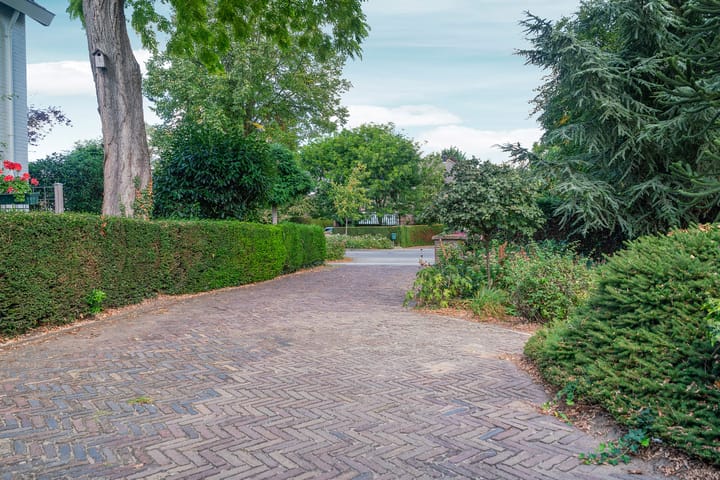 Photo 4 of Papenstraat 34