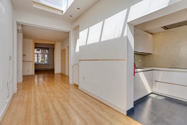 Foto 9 van Antoon van Elenstraat 56