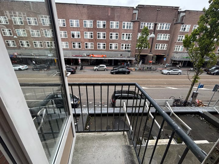 Photo 8 of Jan Evertsenstraat 79-1