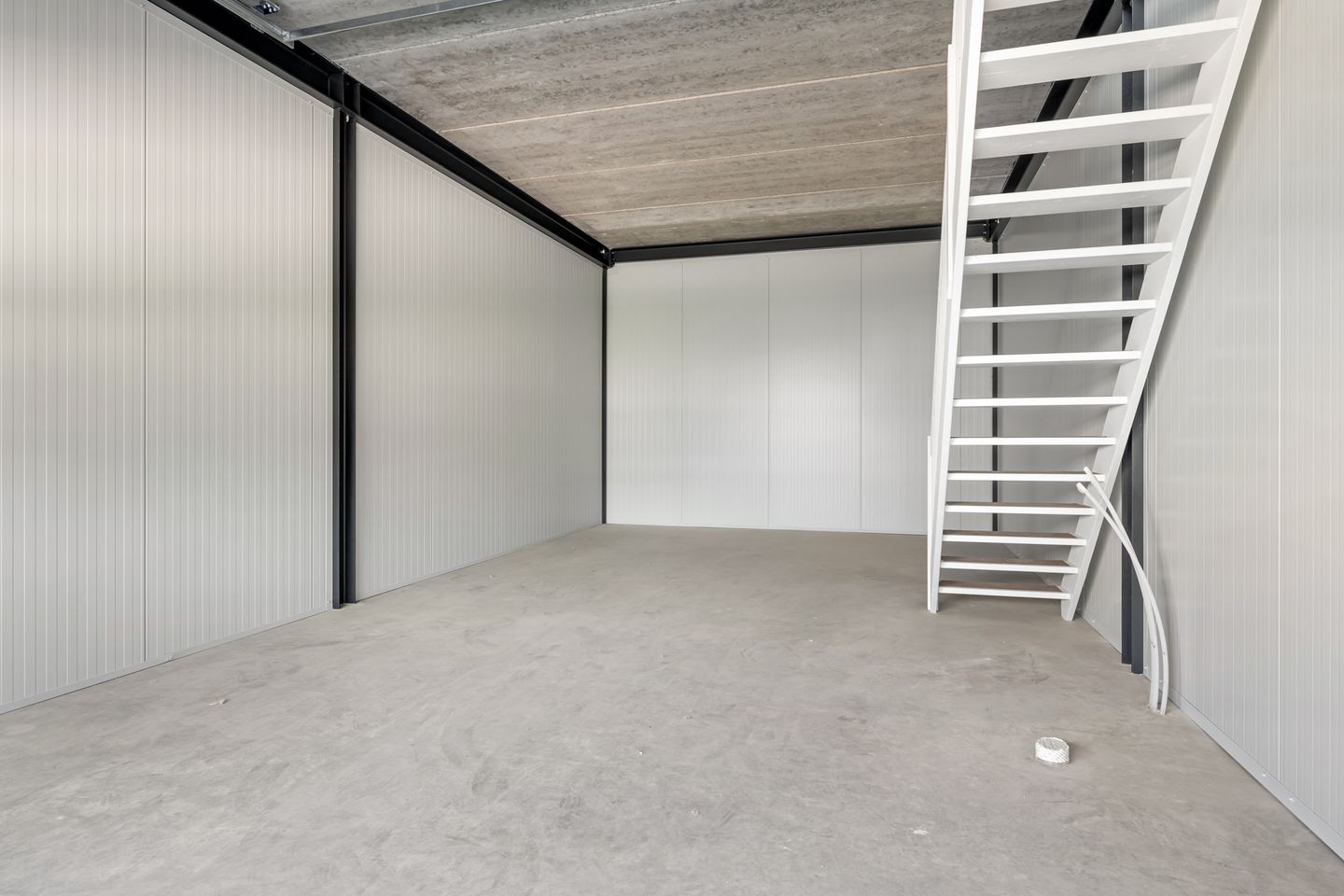 View photo 3 of Antonie van Leeuwenhoekstraat 1-B12