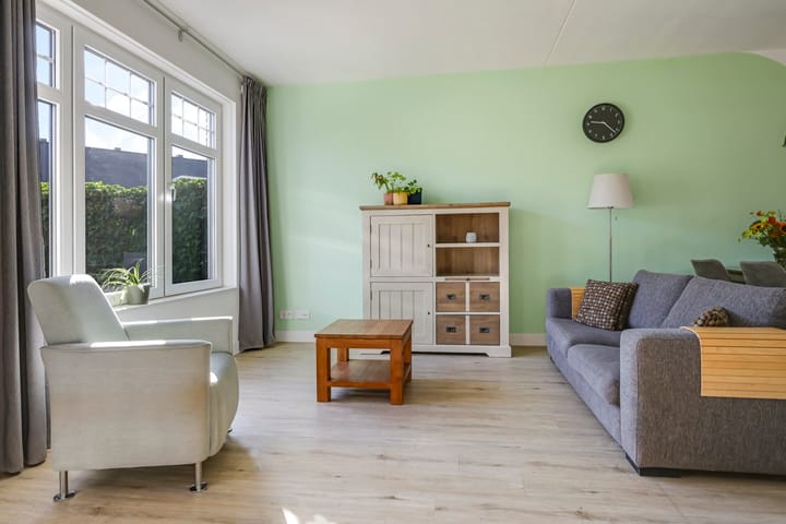 Foto 11 van Weegbree 61