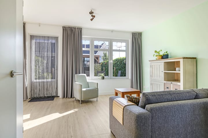 Foto 16 van Weegbree 61