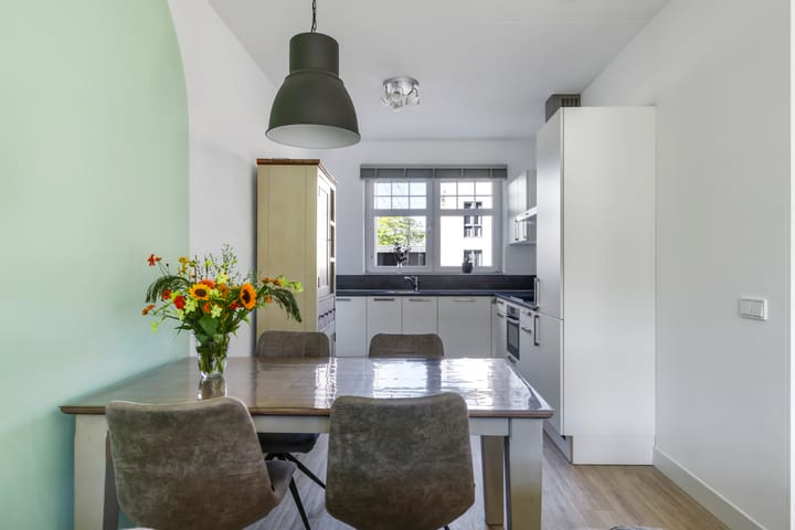 Foto 21 van Weegbree 61