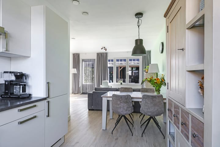 Foto 26 van Weegbree 61