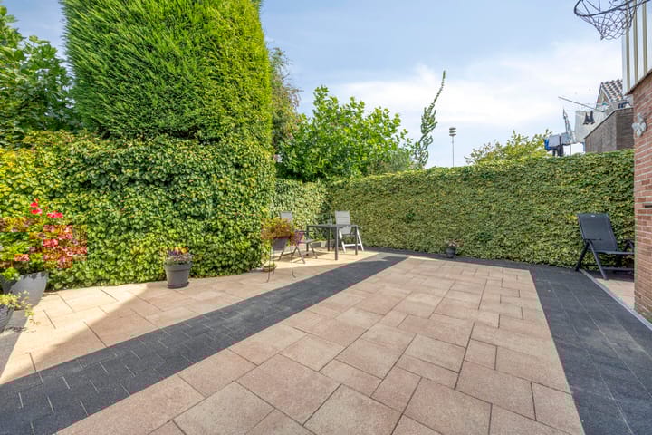 Photo 4 of Hoofdstraat 37