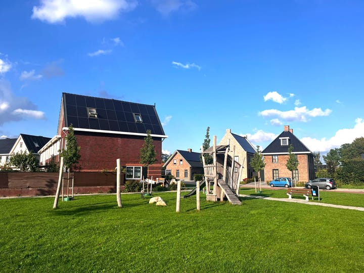 Foto 75 van Weegbree 61