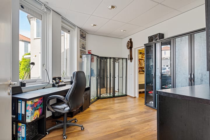 Foto 14 van Koraalrood 42