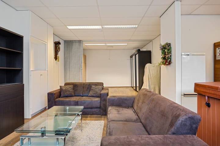 Foto 23 van Koraalrood 42