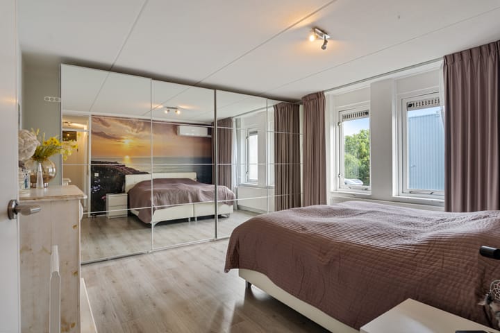 Foto 48 van Koraalrood 42