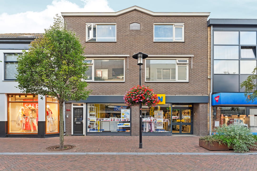 Photo 1 of Hoofdstraat 104
