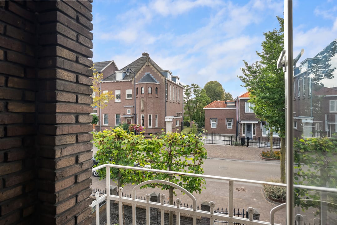 Foto 41 van Burgemeester de Bruïnelaan 87