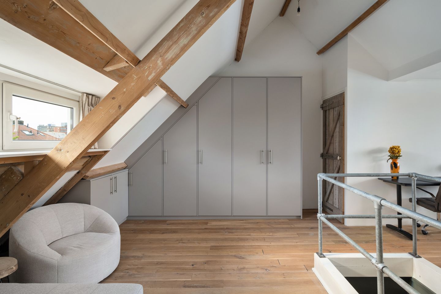 Foto 49 van Burgemeester de Bruïnelaan 87