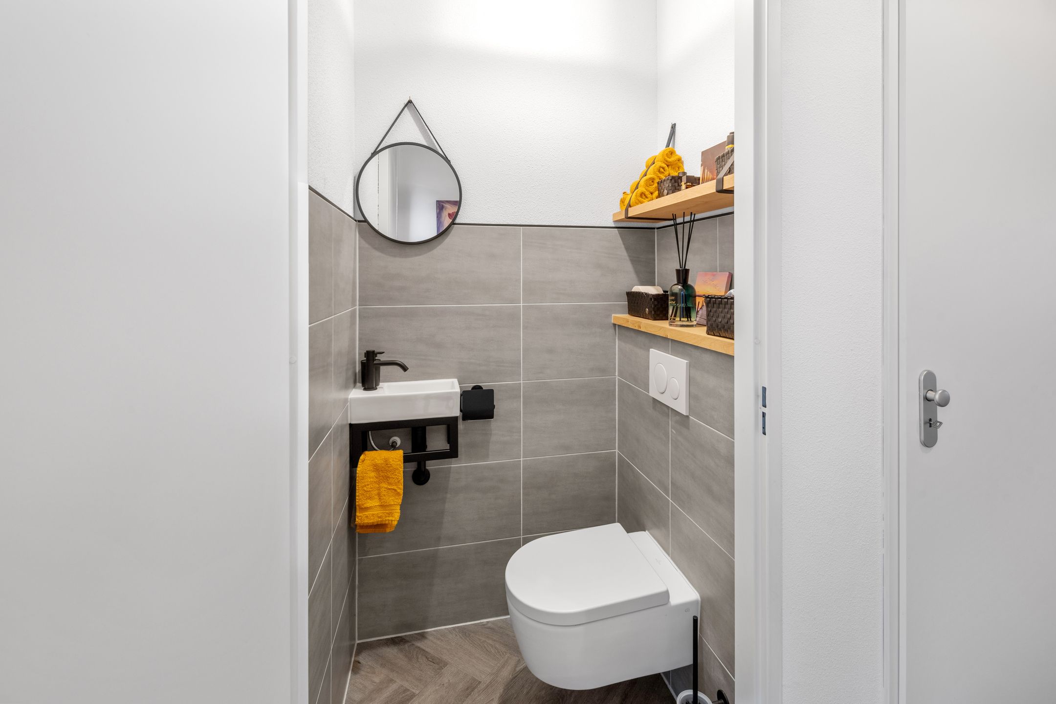 Foto 15 van Televisiestraat 87