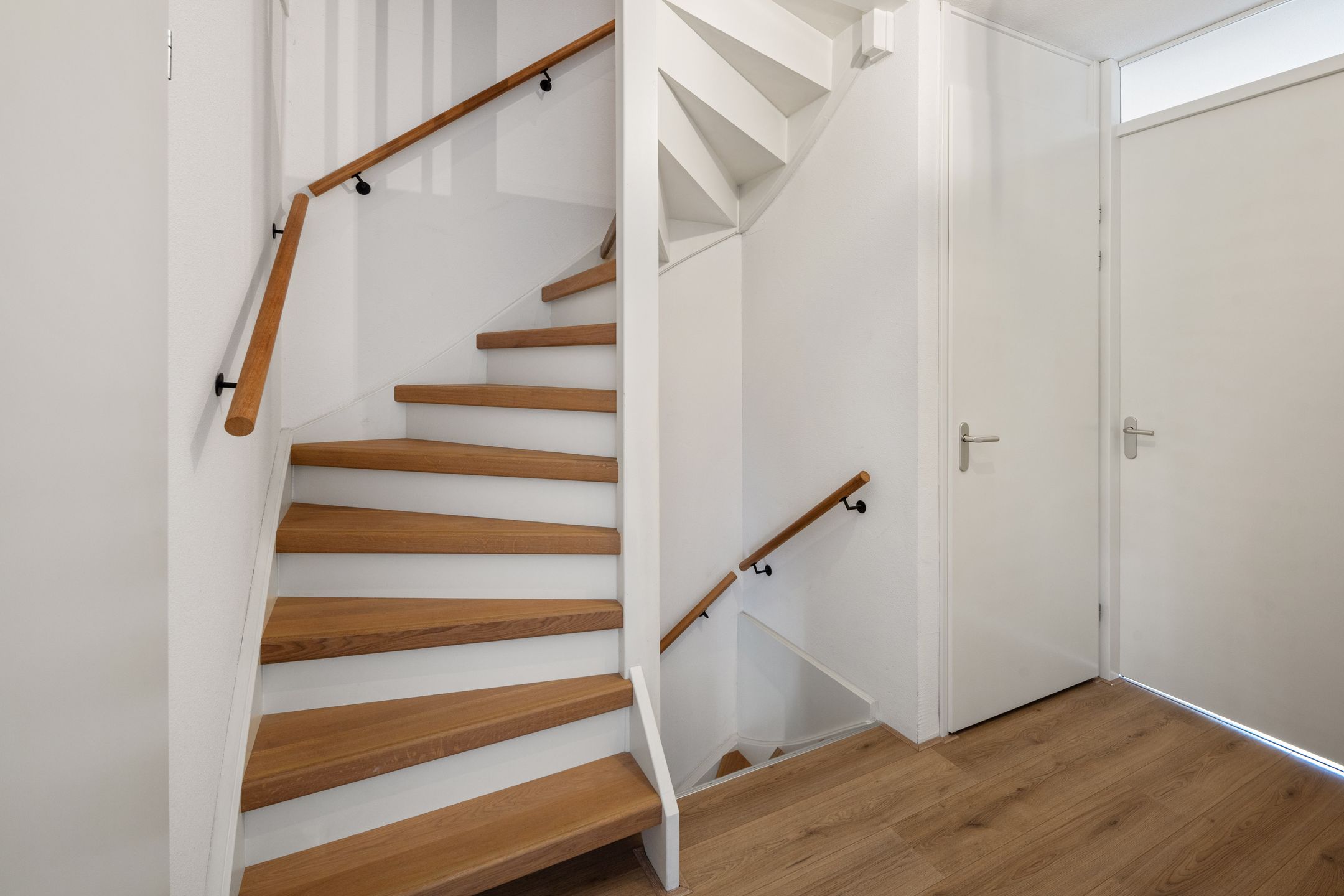 Foto 27 van Televisiestraat 87