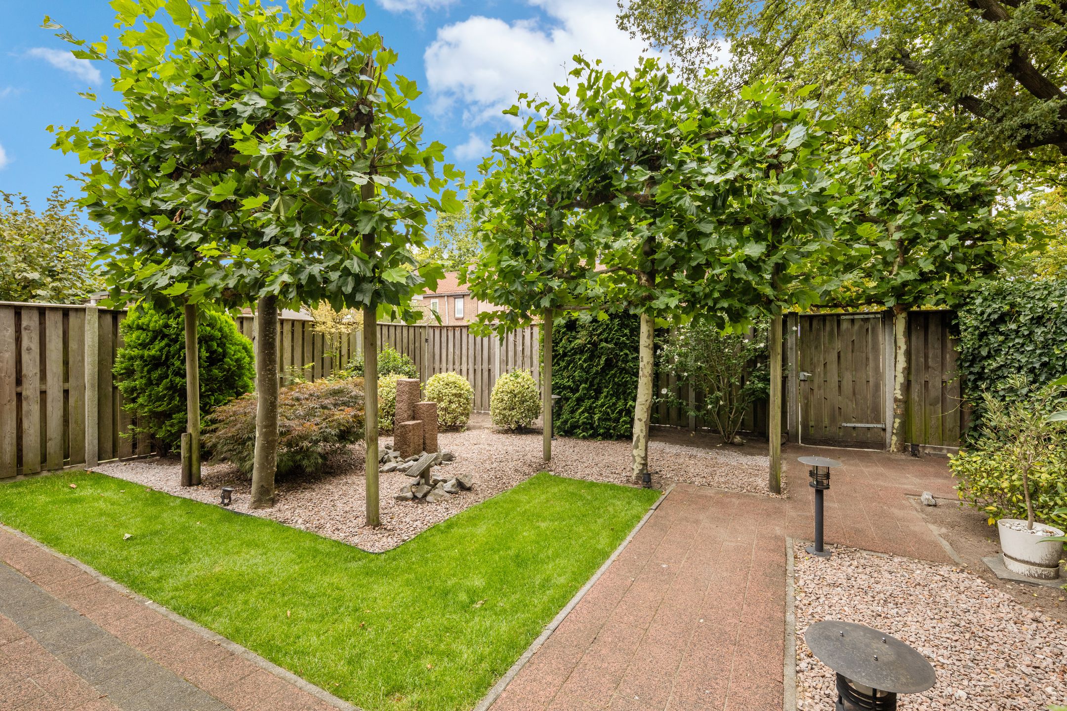 Foto 36 van Televisiestraat 87