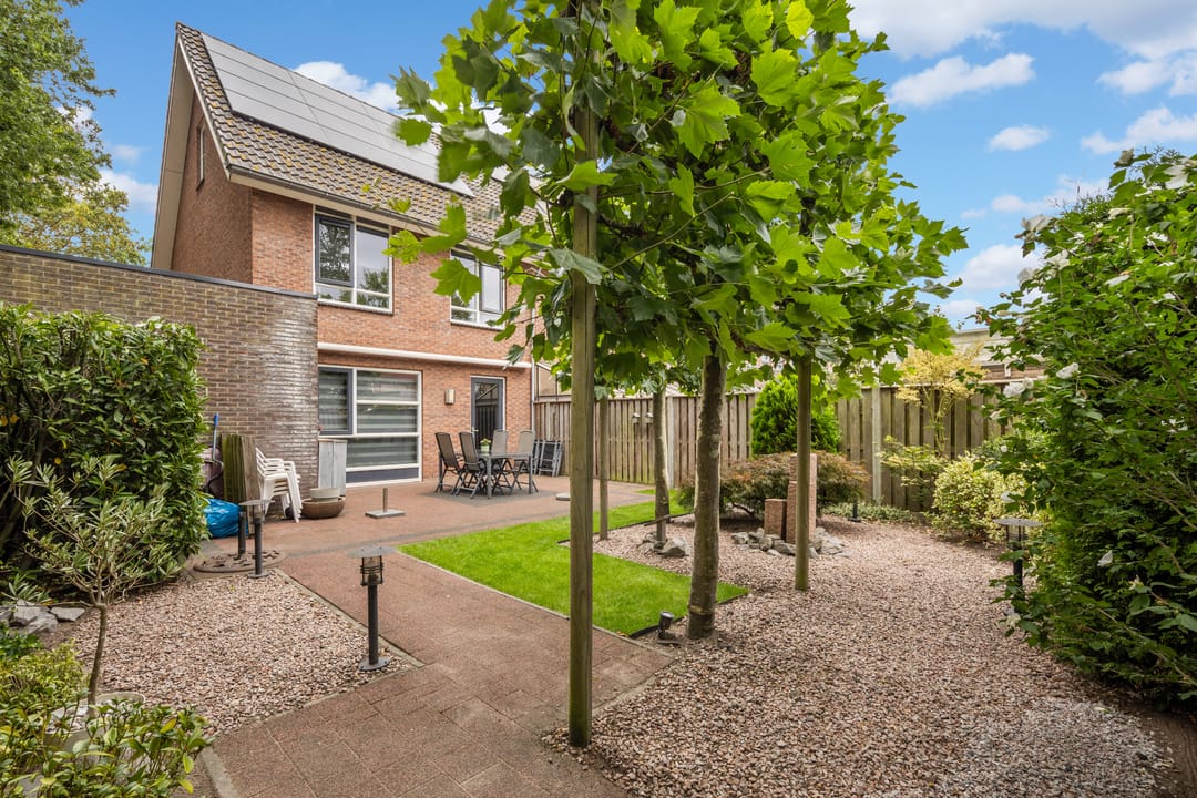 Foto 38 van Televisiestraat 87