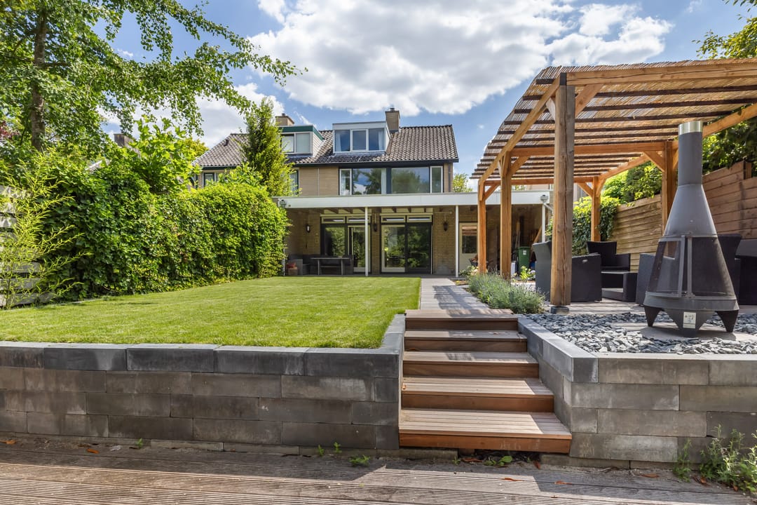 Photo 32 of Burgemeester de van der Schuerenlaan 20