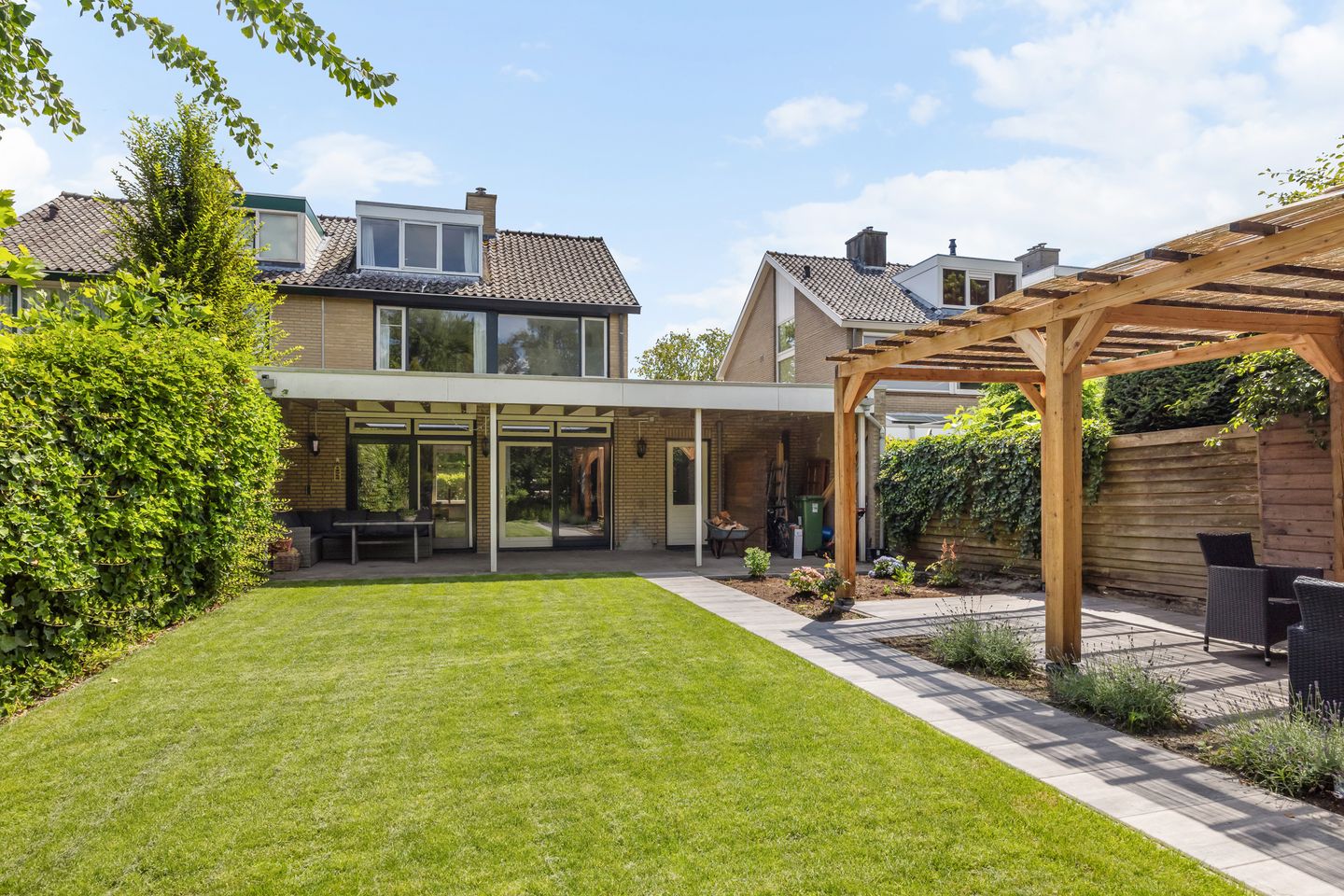 Photo 34 of Burgemeester de van der Schuerenlaan 20