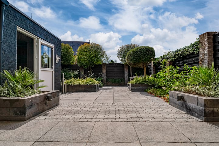 Foto 31 van Antoniusstraat 4