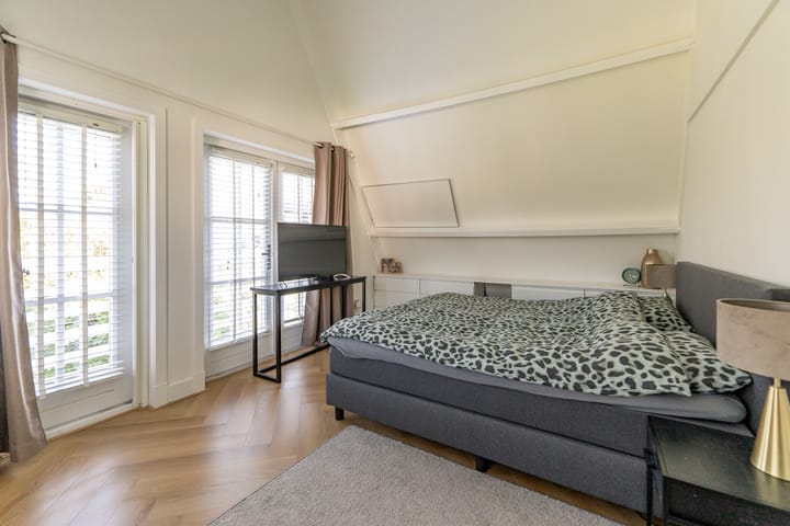 Foto 21 van Oud-Loosdrechtsedijk 292