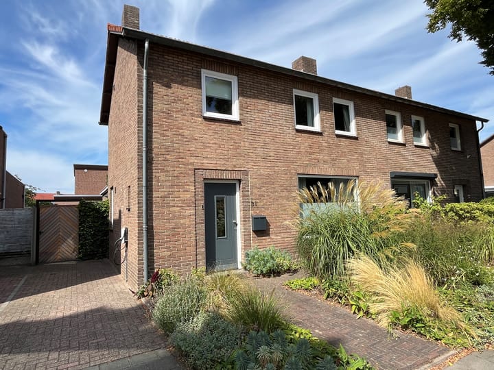 Gebr. van Doornelaan 31